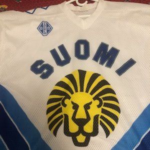 Team Finland vintage hockey jersey